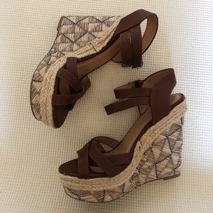 Brown/Tan Wedges